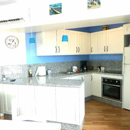 Apartment Oasis Carihuela